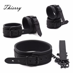 Jouets pour adultes Thierry PU Cuir SM Produits Poignets Poignets Collier De Cheville Ensemble BDSM Bondage Sex Menottes Cosplay Accessoires 230411