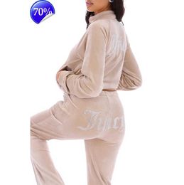 Conception avancée Pantalon deux pièces pour femmes Velours Juicy Survêtement Femmes Coutoure Ensemble Survêtement Couture Juciy Couture Survêtements 23ess afadw