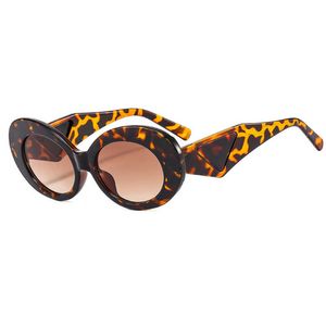 Avancée avec un design triangulaire jambes épaisses petite monture circulaire lunettes de soleil résistantes aux UV 2023 nouvelles lunettes pour hommes