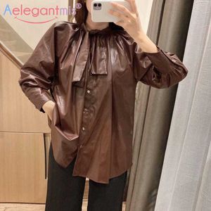 AELEGANTIMIS DESIGN DESIGN T-shirts en Cuir PU Femmes High Street Button Bouton Femme Chemis de chemise Vintage Harajuku Streetwear 210607