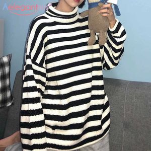 Aelegantmis Turtleneck Noir Blanc Pull rayé Femmes Oversize Coréen Mignon Kawaii Lâche Boyfriend Pull Jersey Mujer 210607