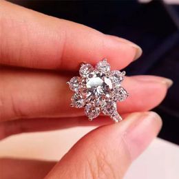 Aetey 2CT D kleur echte moissaniet diamant luxe zonnebloemring s925 sterling zilveren lotus bruiloft fijne sieraden voor vrouwen ri020