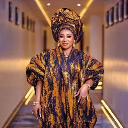 Afro -Amerikaanse moeder Dure Custom Gold Gold Jacquard Fabric Loose Dress 240423