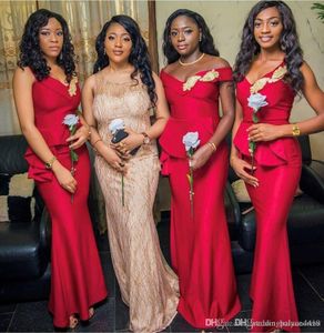 Afrikaanse zwarte meisjes goedkope rode zeemeermin bruidsmeisje jurken off schouder open rug ruches vloer lengte meid van eer bruiloft gastenjurken