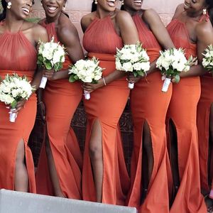 Afrikaanse meisjes koraal kleur bruidsmeisje jurk zeemeermin halter met side split lente zomer tuin meid van eer town bruiloft gasten op maat gemaakte plus size beschikbaar