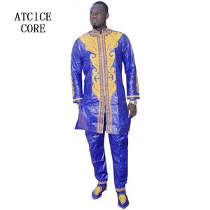 African Man Fashion Bazin Riche Riche Design long Top long avec pantalon sans chaussures 240418