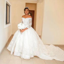 Afrikaanse Nigeriaanse zwarte meiden kanten ball jurk jurken van schouder mouwen hof trein trouwjurk bruidsjurken vestido de novia