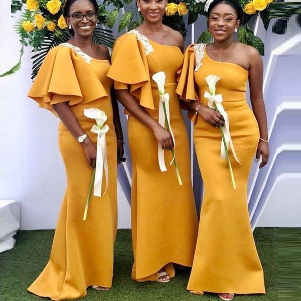 Robes de demoiselle d'honneur sirène africaine nigériane, or jaune, asymétrique épaule dénudée, robe de demoiselle d'honneur de plage en plein air, robe de soirée d'invité de mariage