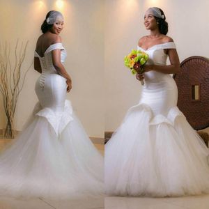 Robes de mariée sirène africaines à épaules dénudées 2021 magnifiques robes de mariée longues en tulle blanc ivoire perles, plus la taille robes de mariée dos à lacets