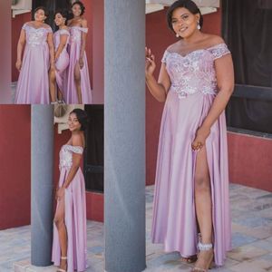 Afrikaanse Plus Size Bruidsmeisjes Jurken Lange Side Split Kant Applicaties Beads Off The Shoulder Wedding Gastsjurken Spring Maid of Honor Dress