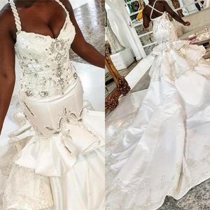 Robes de mariée sirène africaines de grande taille, en Satin, à volants, avec traîne cathédrale, en dentelle et cristal, robes de mariée de luxe, 2021