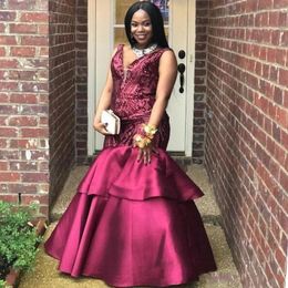 African Plus Size Prom Dresses V-hals Lovertjes Applicaties Mermaid Avondjurken Sparkly Satin Tiered Black Girls Partyjurken Vestidos