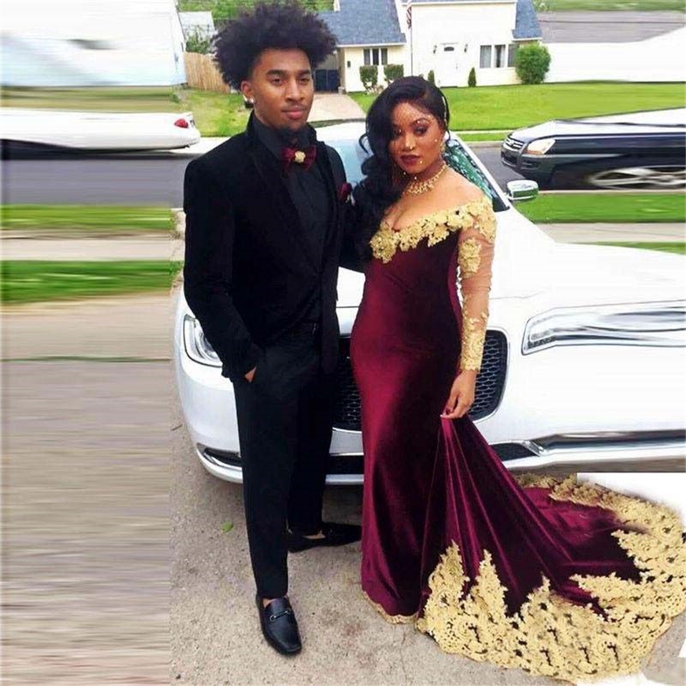 African Prom Dress Floor Length V Neck Chapel Train Plus Size Velvet Maroon evening Dress Mermaid Lace Long Sleeve Prom Dress SD3335