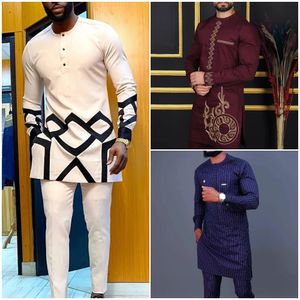 African Traditional Men Pak Gedrukte shirt Top Elastische taille broek Witte bruiloft 2 -delige set outfits Ethnic Style Costumes 240426
