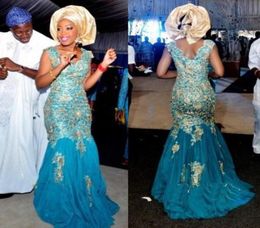 Africain traditionnel Vneck Gold Appliques robes de soirée TULLE SWAYE TRAIN Sirène nigéria Nigeria Prom Us Custored5164122