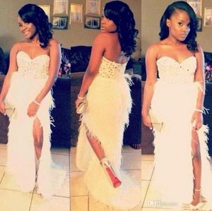 African White Fur Prom Dresses Feather Side Split Evening Jurken Strapless 8e graad afstudeerjurken Rhinestone prom jurk Homeco2817833