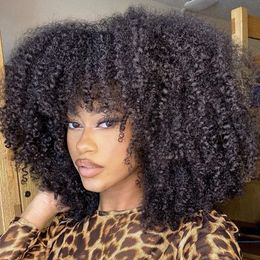 Afro kinky krullende Hunan Hair Pruiken met pony Volledige machine gemaakte pruik 250 dichtheid Remy Braziliaanse korte krullende pruiken Wig Human Hair