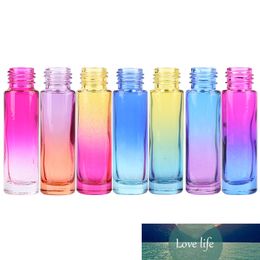 AIHOGARD 5 STKS / SET 10ML Gradiënt Sprayfles Multi-Color Kleine Parfumfles Mini Vloeibare Olie Cosmetische Container voor Travel-Use