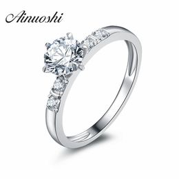 AINOUSHI Six Prong Round Cut Solitaire Bague de fiançailles 1,0 ct SONA Bague de fiançailles de mariage 925 Sliver Ring Y200106