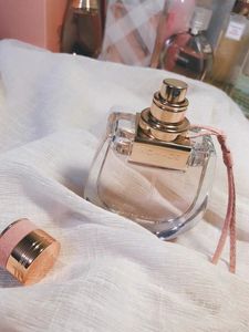 Luchtverfrisser parfums geuren voor vrouwen NOMADE 75ml EDP aftershave elegante en voortreffelijke tederheid en frisheid langdurig snelle levering