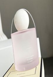 Désodorisant Parfum le plus chaud 100 ml Parfum de fleur de Sakura pour les femmes Parfum de longue durée Bonne odeur Spray Livraison rapide6150150