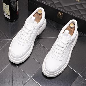 Luchtstijl 4484 Britse kussen mannen trouwjurkfeest schoenen lente herfst witte comfortabele lining sneakers ontwerper gevulkaniseerde sport wandelende loafers