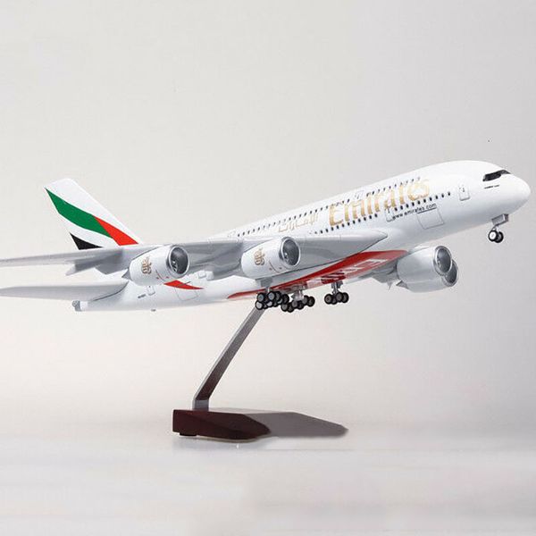 Modèle d'avion 1/160 Emirates A380, modèle d'avion de Simulation de lumière LED, avion de passagers 230503