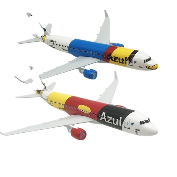 Modello di aereo 16CM Aerei Brasile A320 Azul Turkish Airlines Aereo in metallo Modello colorato Giocattoli Aereo Regalo per bambini da collezione Display 230906