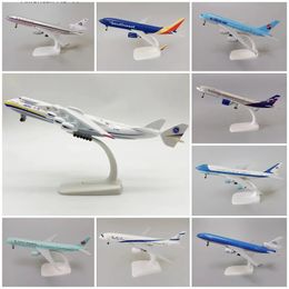 Vliegtuigmodel 19cm 20cm Legering Sovjet-Unie Lucht ANTONOV 225 An225 Lufthansa QATAR Koreaans Russisch KLM VS A380 B747 B787 Vliegtuigmodel Vliegtuig 231113