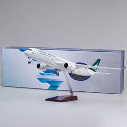 Modelo de avión 47CM escala 1/142 A350 B747 Cathay Pacific tren de aterrizaje ligero tipo W Avión de resina de fundición a presión 230717