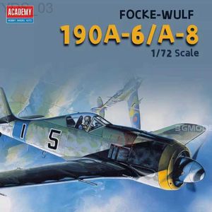 Vliegtuigen Modle Academy 12480 Vliegtuigen Model 1/72 Focke Wulf Fw190A-6/8 WWII Duitse Vechter voor Modeler Building Hobby DIY Speelgoed YQ240401