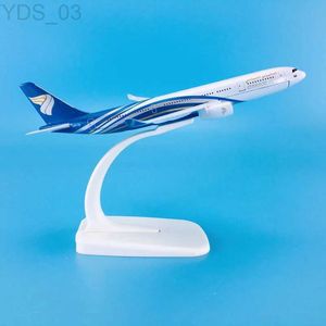 Modèle d'avion Baza offre spéciale matériau en alliage de Zinc 1 400 16 cm modèle d'avion Airbus A330-300 Oman modèle d'avion YQ240401