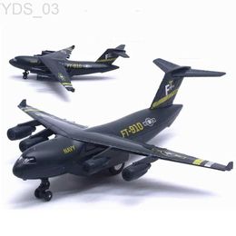 Vliegtuigmodellen Gegoten legering Vliegtuigen C-17 Transportvliegtuig Modelspeelgoed Trek terug met displaystandaard Lichte muziek Simulatie Militair model Geschenk YQ240401