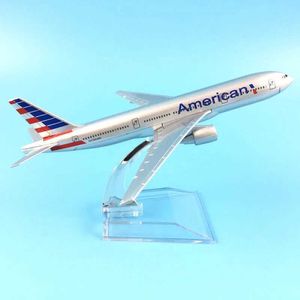 Aircraft Modle Gratis levering van Amerikaanse luchtvaartmaatschappijen Boeing 777 16 cm Ligloy Metal Model Airplane for Childrens Birthday Gift Airplane Model Childrens Toys S24522040