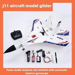 Aircraft modle J11 Plus Model Mode GPS Version Remote Control Glider Roll Scunt Fighter Fall Auto-équilibrage Gyroscope Aircra 231021