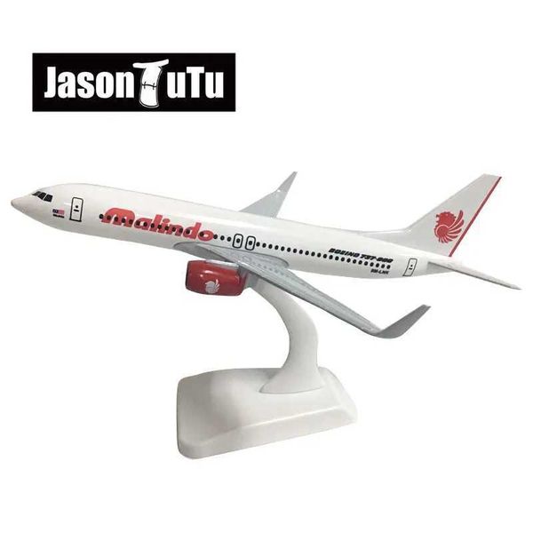 Aircraft modle Jason Tutu 20cm Malindo Boeing 737 Modelo de avión modelo Modelo de aeronave Metal 1/300 Planes de escala Fábrica Al por mayor Y240522