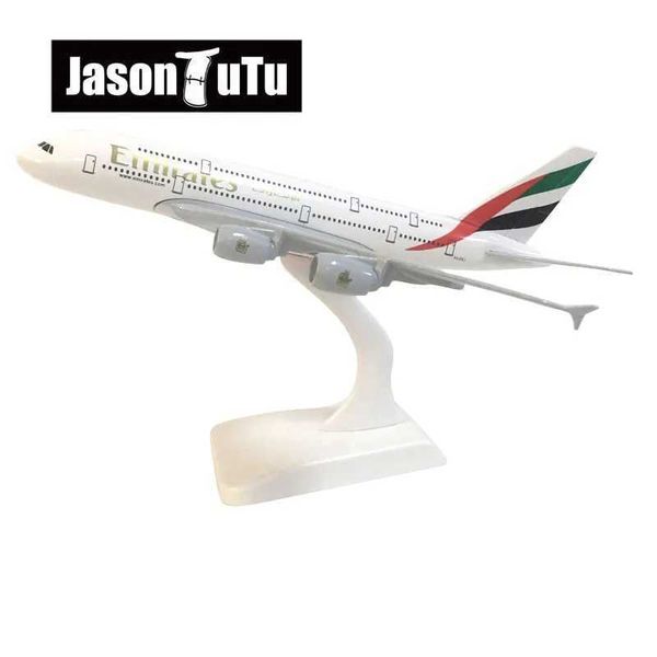 Aircraft Modle Jason Tutu 20cm United Arab Emirats Airbus A380 Plan du modèle d'avion Aircraft Diecast Metal 1/300 Plans à échelle Drop Shipp Y240522