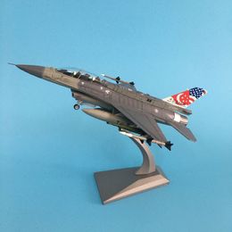 Vliegtuigen Modle Jason Tutu Aircraft Plane Model 1 72 F16 Singapore Fighter Toy For Collection Airplane Alloy Model Diecast 1 100 metalen vliegtuigen 230426