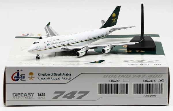 Modelo de avión LH4287A Alas de regalo de avión coleccionable de aleación 1 400 Saudi Royal Aviation Boeing 747400 Modelo fundido a presión HZHM1 Flaps Down 231110