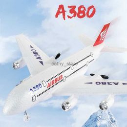 Modèle d'avion RC avion A380 Airbus 2.4G avion télécommandé à voilure fixe jouets modèle d'avion en plein air pour enfants garçon fille adulte cadeau L231114