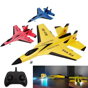 Modèle d'avion RC Avion SU35 2.4G Avec LED Lumières Avion Télécommande Volant Modèle Planeur Avion SU-35 EPP Mousse Jouets Pour Enfants Cadeaux 230818