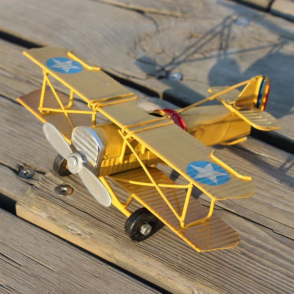 Modèle d'avion rétro en métal modèle d'avion artisanat salon chambre ornement fer avion Figurines décoration de la maison accessoires cadeau 230904