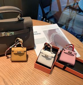 caja de airpods modelo de bolso accesorios de recuerdo bolso estuches para auriculares regalo de boda mini bolsos Bolsos de muñeca Barbie llavero cubierta de llave de coche bolsas de lápiz labial HBP