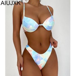 Aiujxk 2021 Tie Dye Underwire String Bikini Braziliaanse Vrouwen Sexy Bandage Badmode Strandkleding 2 stuk Badpak Thong Bathing Suit X0522