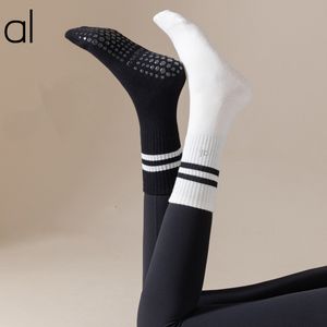 Calcetines antideslizantes de yoga al-252 calcetines de longitud media con letras calcetines a rayas de moda medias largas al