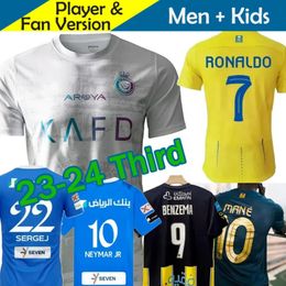 Al-Nassr FC Derde 3e 23/24 Voetbalshirts Kindertenue goedkoop Al-Hilal SFC Saudi Voetbalshirts Thuis Uit Al-Ittihad Club Cristiano RONALDO NEYMAR JR BenzEMA MANE CR7