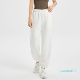 Al Yoga Wear Pantalones de jogging noveno para mujer Pantalones de jogging de cuerda de tiro de otoño Pantalones de correa de entrenamiento de cintura alta elásticos 3 colores