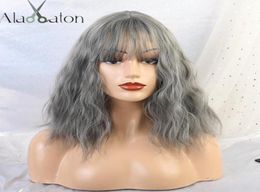 Alan Eaton Water Water Wave Synthetic Hair Wig for Women Res résistant à la chaleur Fibre Bobo Lolita Blue Ash Cosplay Wigs avec bangs1898478