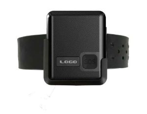 Alarm MT100 Handheld GPS AGPS LBS Mini Waterdicht Persoonlijk tracker met TF Detecteerbare polsband voor buitenpersoneel, kinderen, ouderen