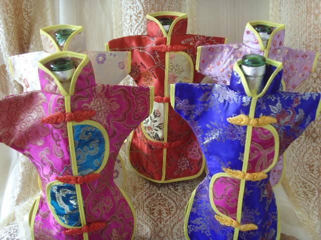 Novedad estilo chino boda botella de vino cubierta bolsas fiesta decoración de mesa tela de seda botella ropa 10 unids/lote color de la mezcla envío gratis